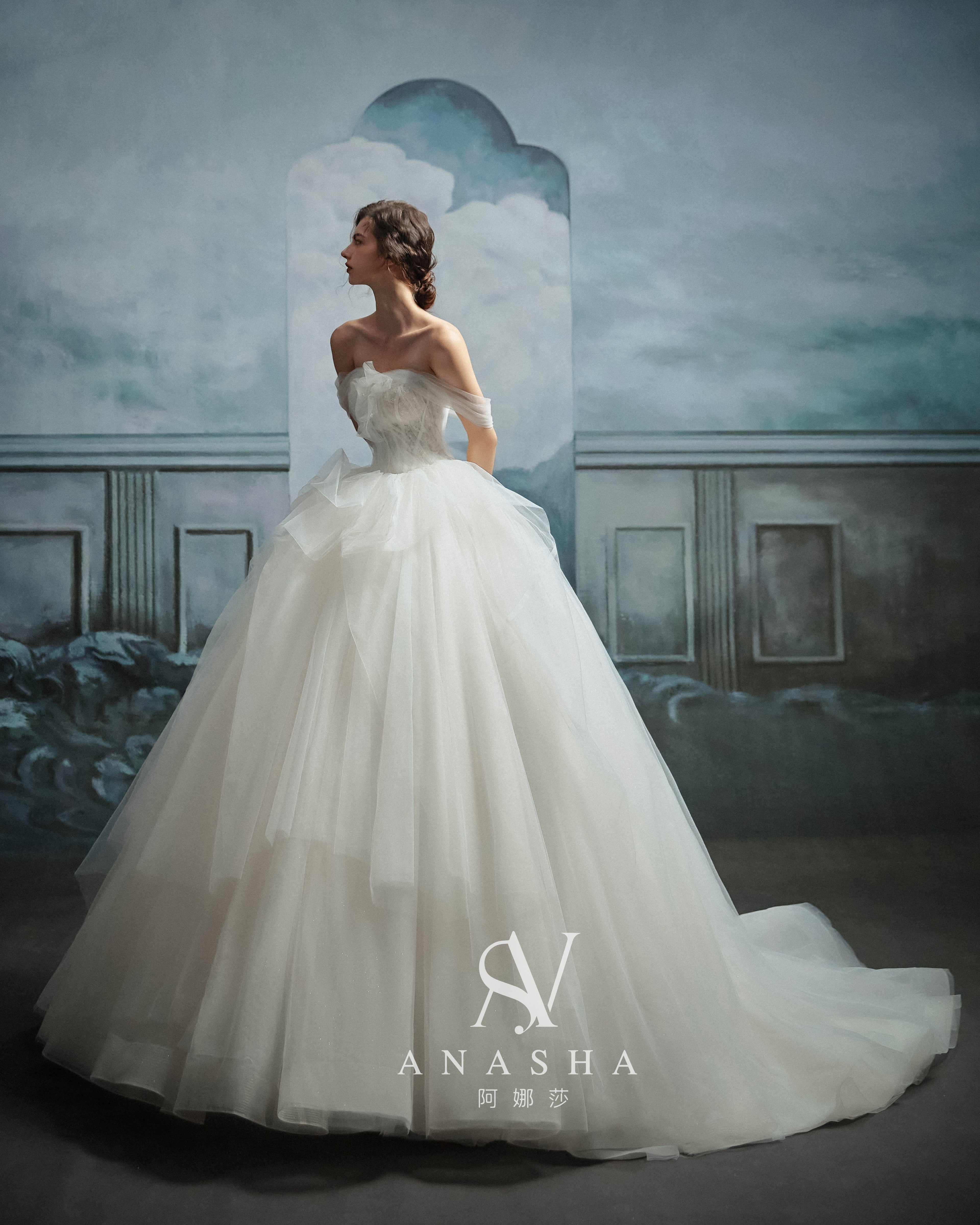 Ethereal Off-Shoulder Tulle Ball Gown Wedding Dress with Cathedral Train & Lace Bodice