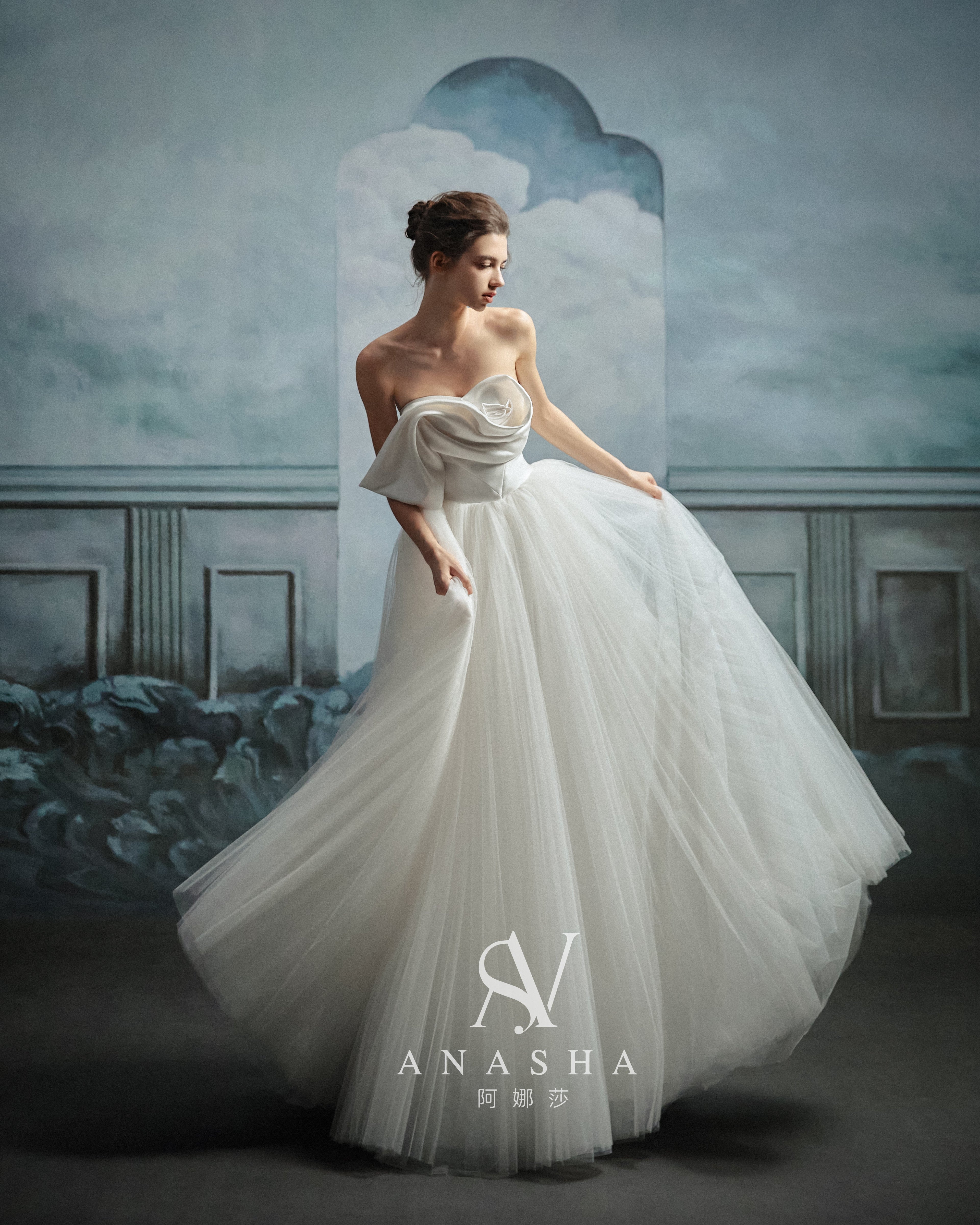 Modern Strapless Satin Bow Ball Gown Wedding Dress with Tulle Skirt & Chapel Train