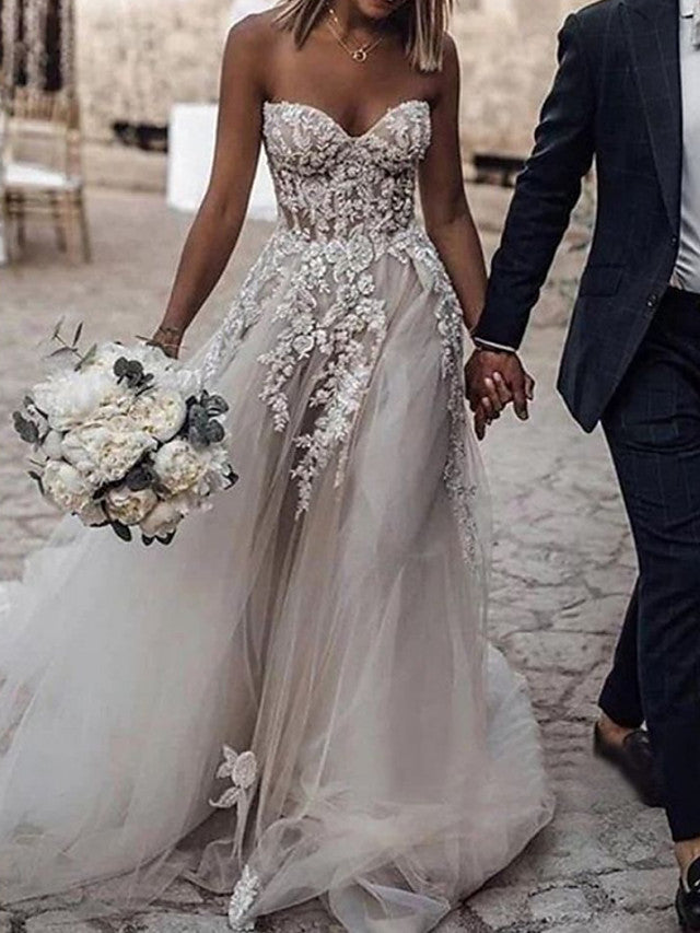 Long A-Line Strapless Sweep Brush Train Lace Tulle Sleeveless Wedding Dresses