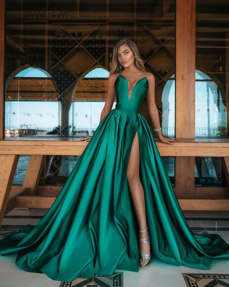 Long A-line V-neck Emerald Green Prom Dress With Slit