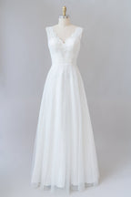 Long A-line V-neck Lace Tulle Backless Wedding Dress