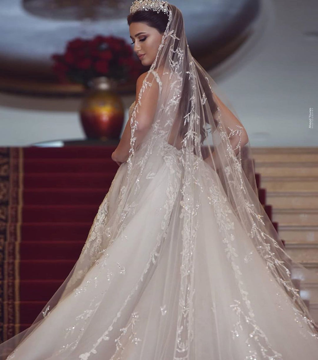 Long Mermaid V-neck Tulle Lace Wedding Dress with Detachable Train
