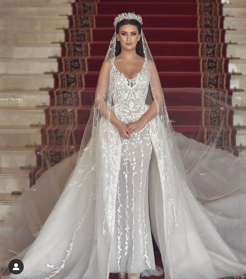 Long Mermaid V-neck Tulle Lace Wedding Dress with Detachable Train