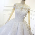 Luxurious Princess White A-line Long Sleeves Lace Wedding Dress