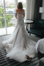 Mermaid Off-the-Shoulder Court Train Tulle Wedding Dress with Appliques