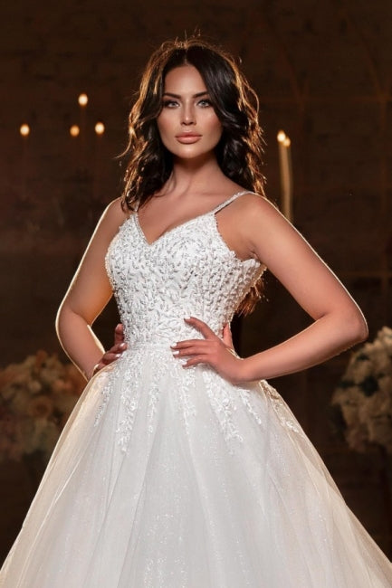 Modest Spaghetti Strap Sleevesless A-Line Floor-Length Tulle Wedding Dresses with Applique