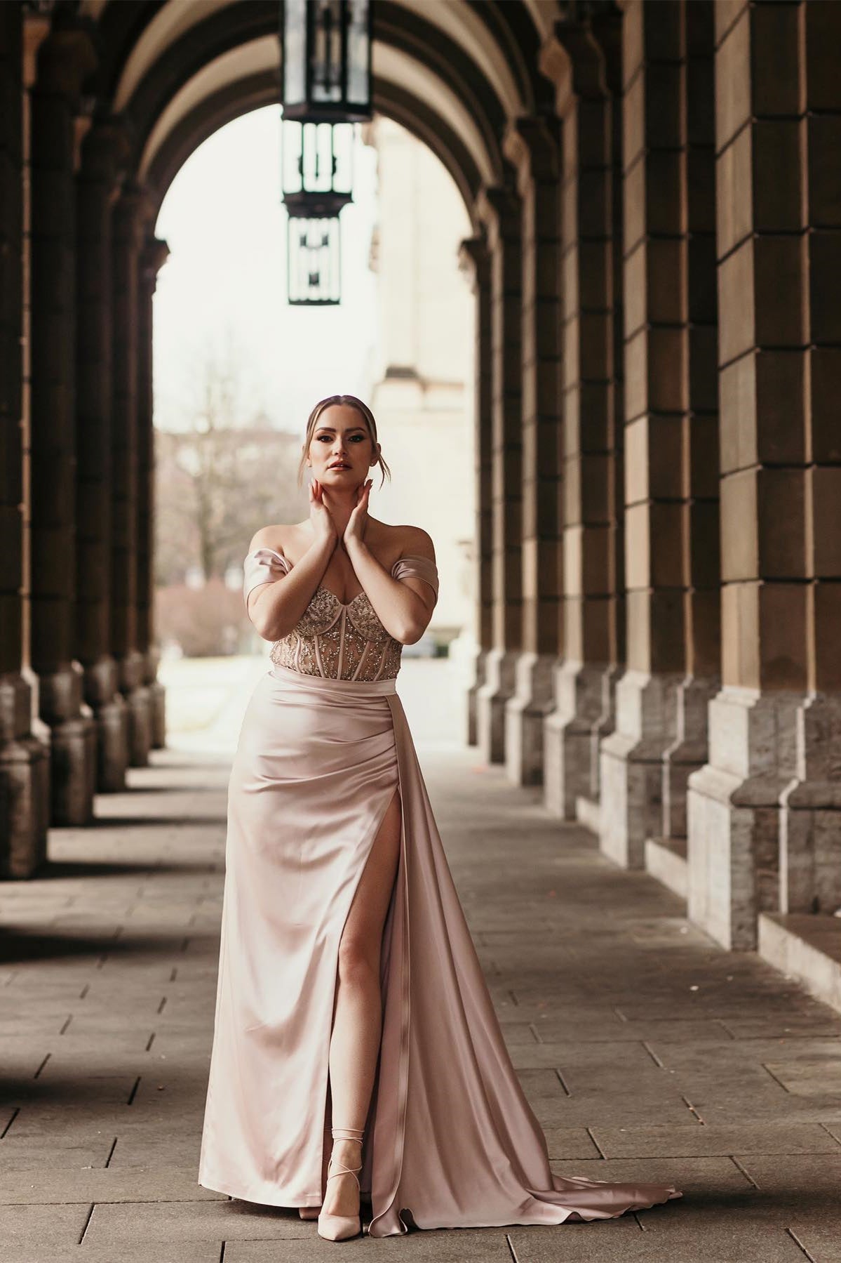 Off-the-Shoulder Satin Mermaid Prom Dress Side Slit with Detachable Train