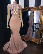 Pink Flowers Appliques Mermaid Long Prom Dresses Glamorous Sleeveless V-Neck Evening Gowns