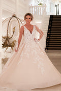 Sexy Long A-Line V-neck Spaghetti Straps Appliques Lace Backless Wedding Dress