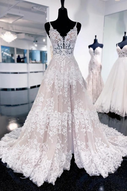 Sexy Spaghetti Straps Sleeveless A-Line Lace Backless Wedding Dresses With Train