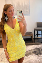 Sexy Yellow V-neck Sleeveless Sequined Backless Homecoming Dress With Lace