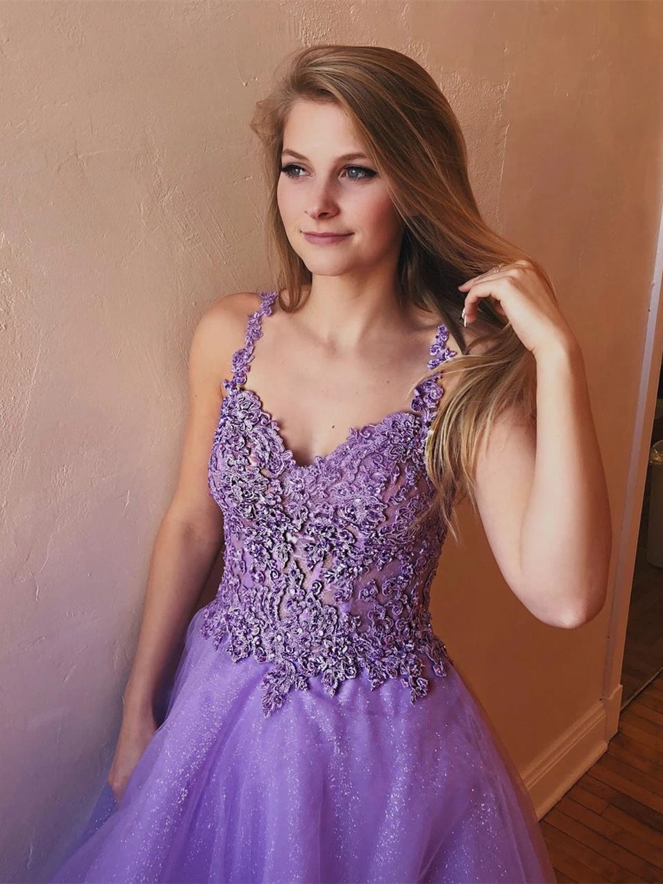 Shiny A-line V Neck Open Back Tulle Lace Long Prom Formal Evening Dresses