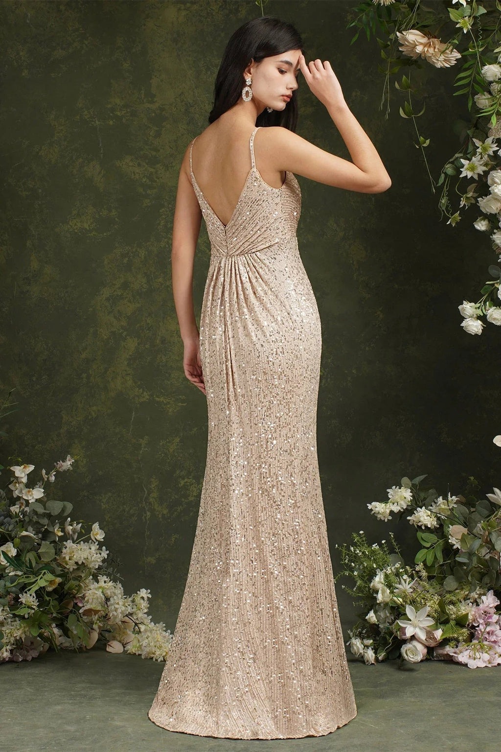 Shiny Sequins Spaghetti Straps V-neck Floor-length Mermaid Bridesmaid/Prom Dress