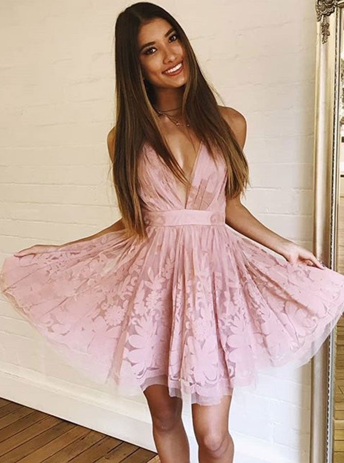 Short A-line V-neck Spaghetti-Straps Appliques Lace Homecoming Dress