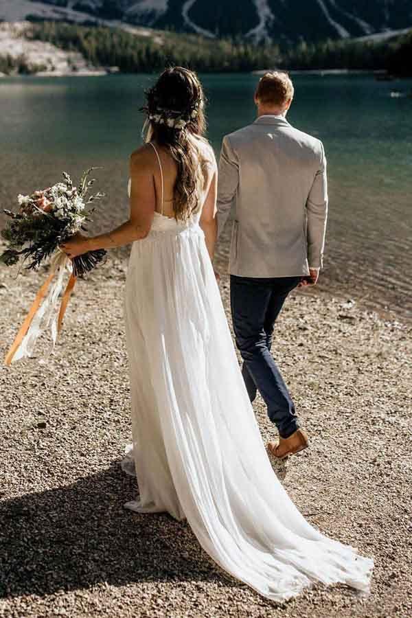 Simple A-line Spaghetti Straps Beach Chiffon Wedding Dresses with Lace