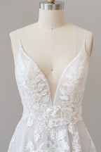 Spaghetti Strap Lace Appliques Tulle Wedding Dress