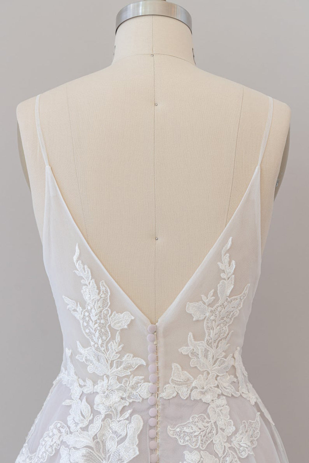 Spaghetti Strap Lace Appliques Tulle Wedding Dress