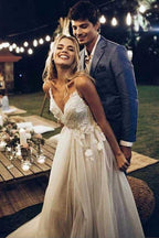 Spaghetti Strap V Neck Beach Wedding Dresses Backless Bridal Dresses