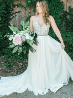 Spaghetti Straps Neckline A-line Rustic Wedding Dresses With Beaded