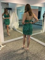 Two Piece Short Memaid V-neck Backless Sequined Prom Homecoming Dresses