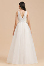 V-Neck Tulle Lace Appliques Simple Wedding Dress Garden Wedding Gowns Floor Length
