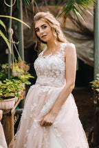 Vintage Lace Scoop Neckline A Line Tulle Wedding Bridal Dress